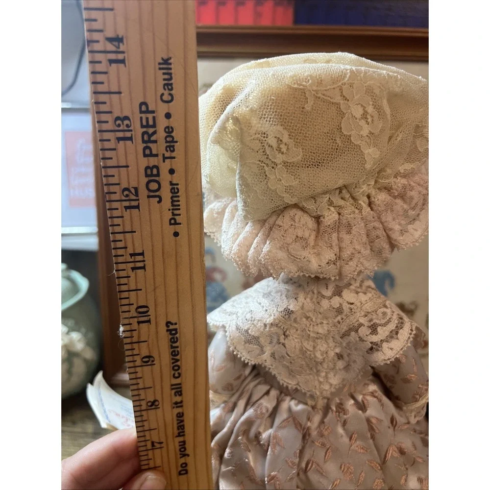 1976 Madame Alexander Martha Washington #1501 First Ladies Series  Doll‎ no Box
